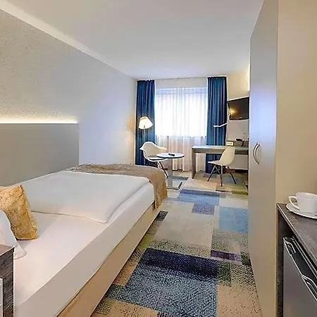 Plaza 4* Ρέγκενσμπουργκ
