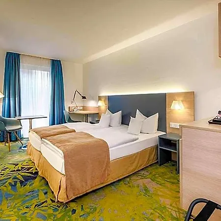 Plaza 4* Ρέγκενσμπουργκ