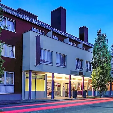 Hotel Plaza 4*