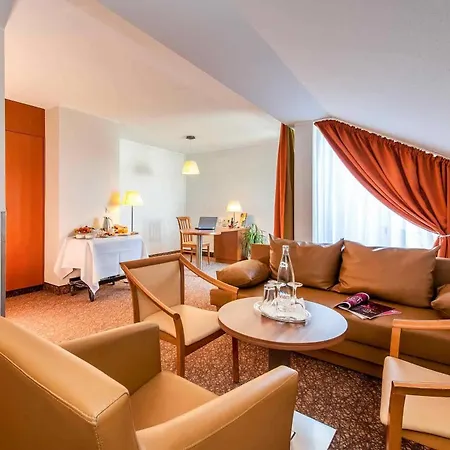 Hotel Plaza 4*