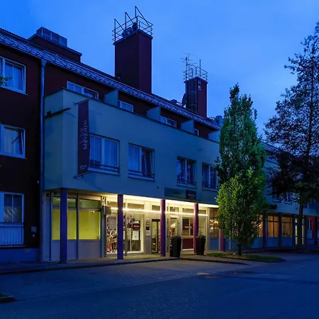 Plaza 4* ريغنسبورغ