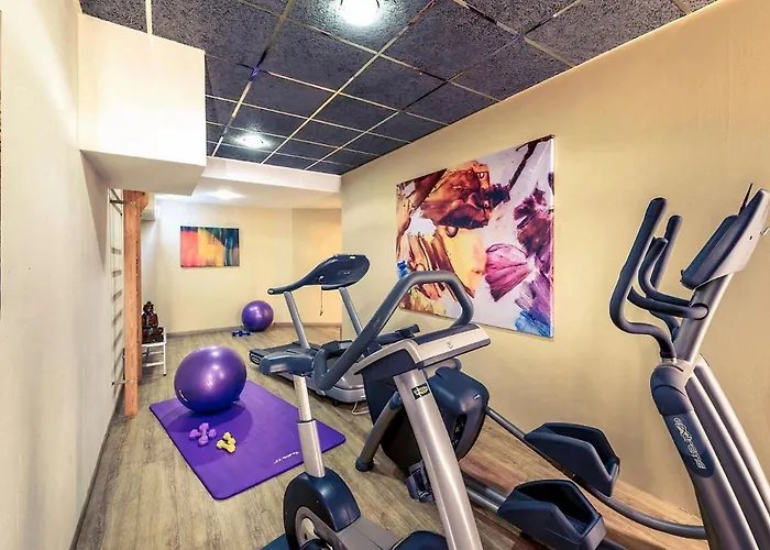 Ξενοδοχείο Plaza 4*