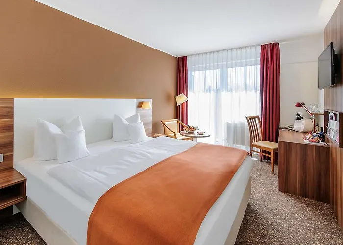 Plaza 4* Ρέγκενσμπουργκ